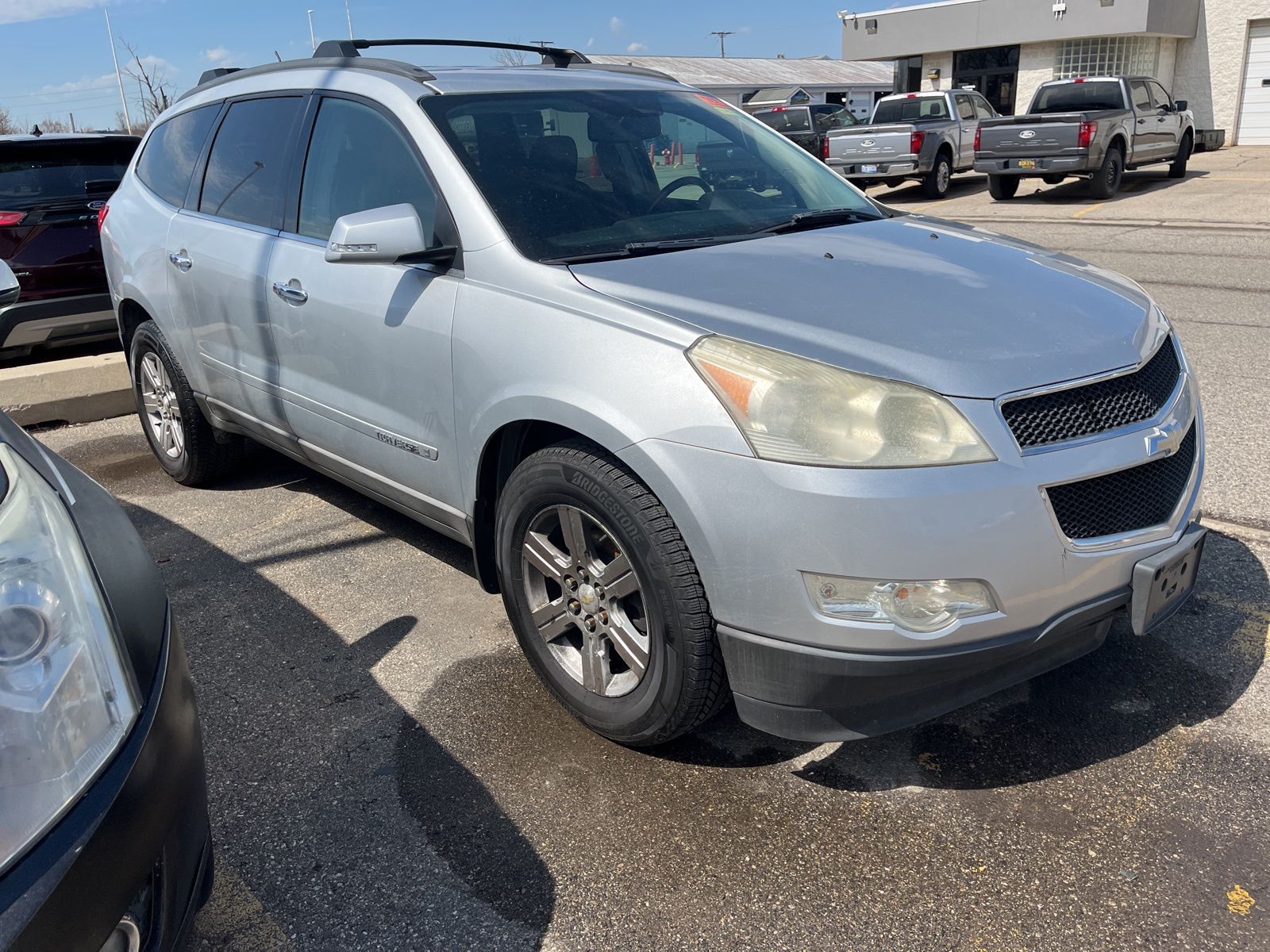 Thumbnail: 2009 Chevrolet Traverse - 17