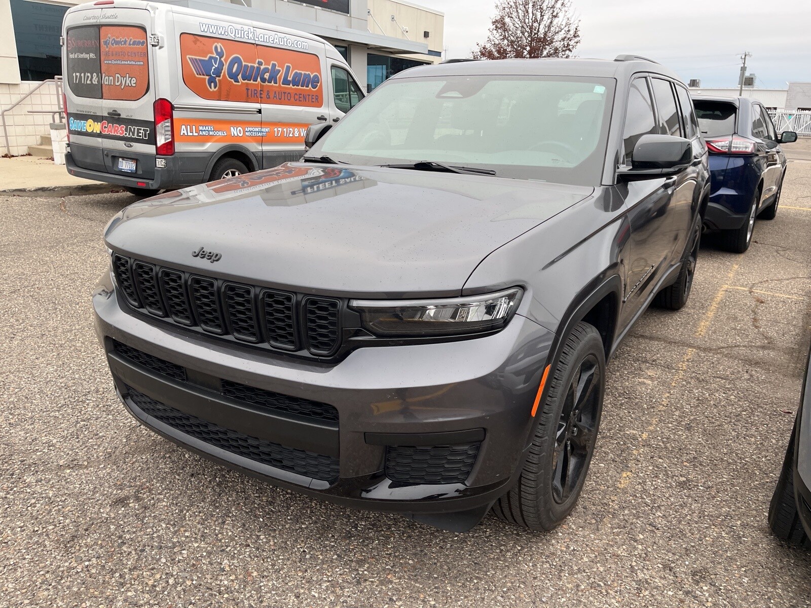 2021 Jeep Grand Cherokee Altitude photo 3