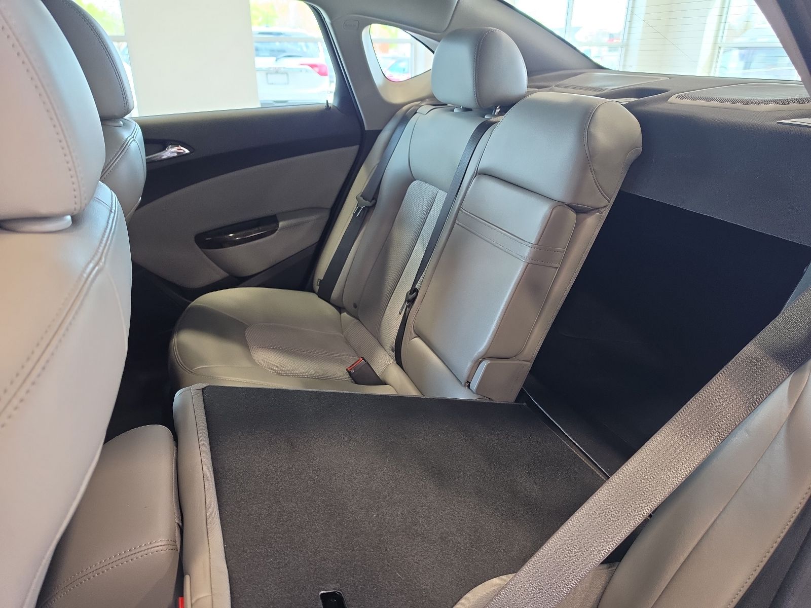Thumbnail: 2016 Buick Verano - 31