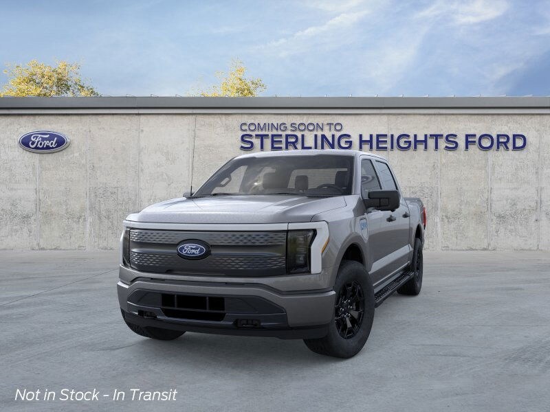 2025 Ford F-150 Lightning XLT photo 2