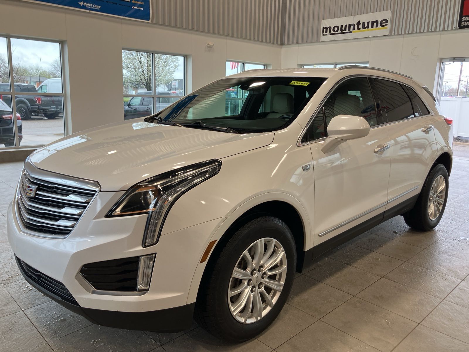 2017 Cadillac XT5