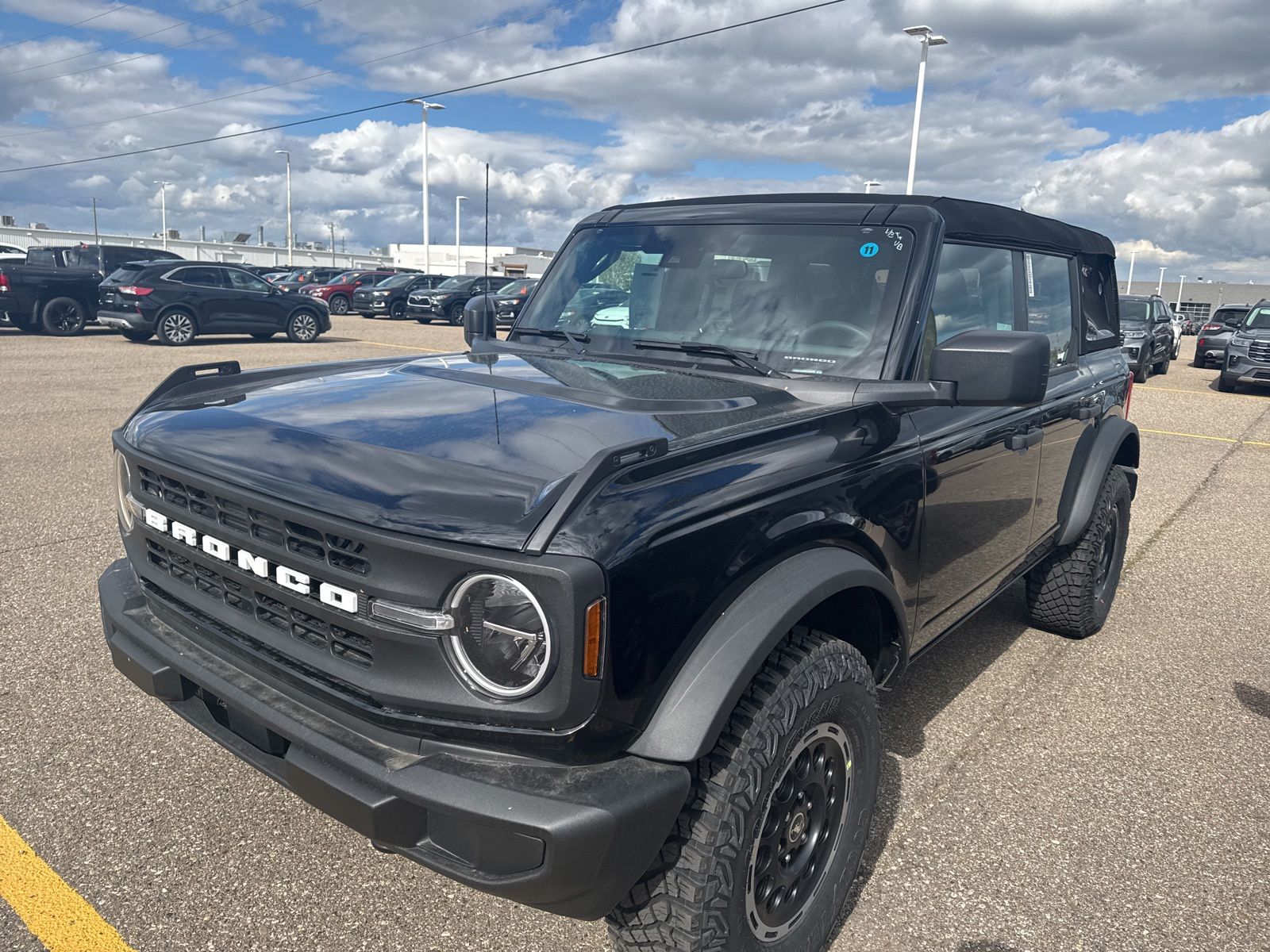 Thumbnail: 2026 Ford Bronco - 4