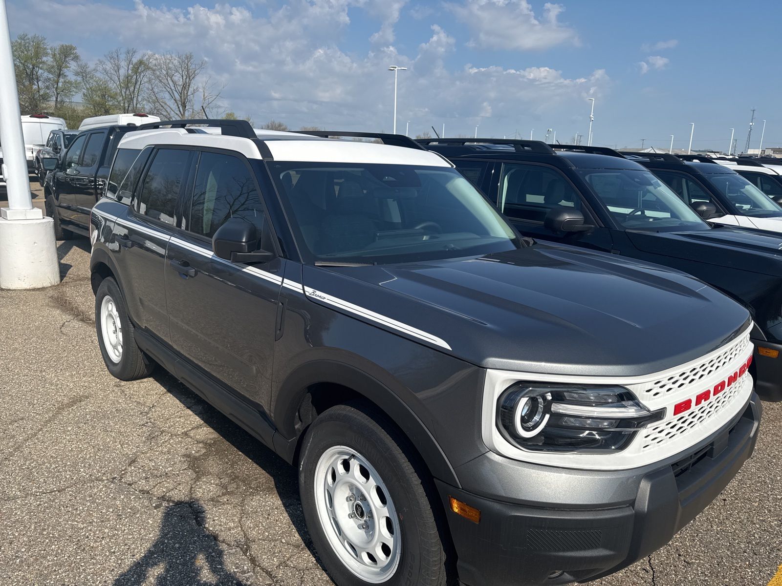 Thumbnail: 2025 Ford Bronco Sport - 23