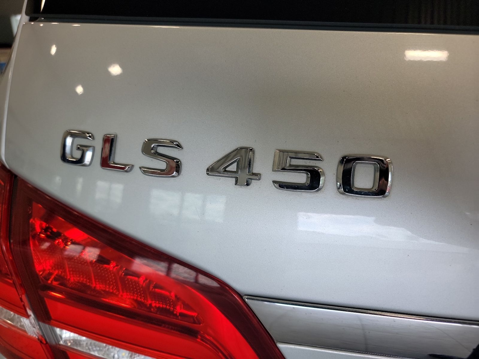 Thumbnail: 2017 Mercedes-Benz GLS - 10