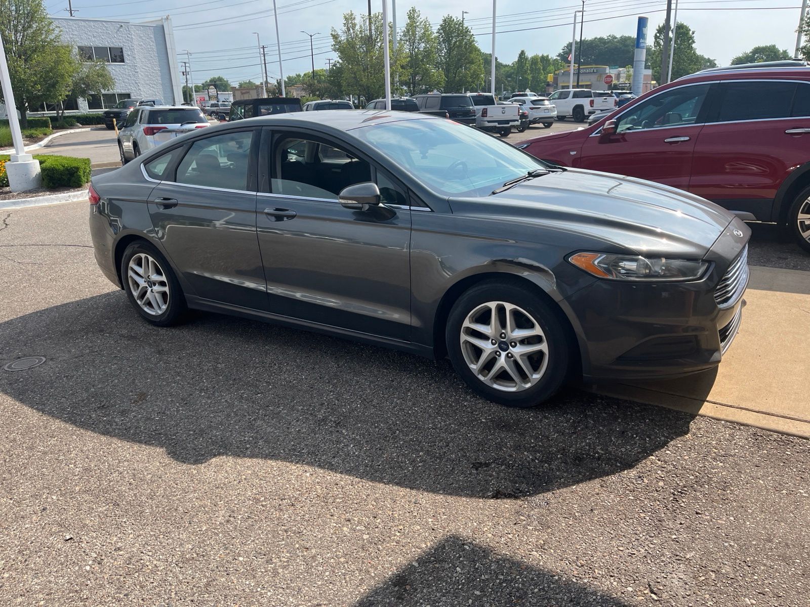 Thumbnail: 2016 Ford Fusion - 17