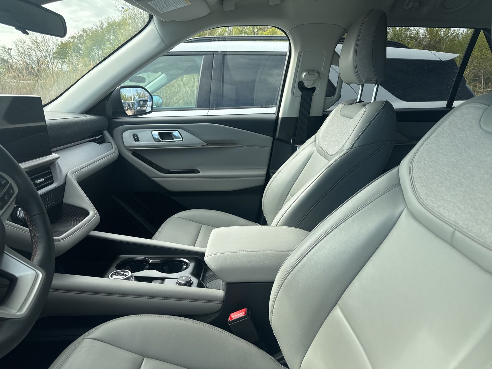 Thumbnail: 2026 Ford Explorer - 29