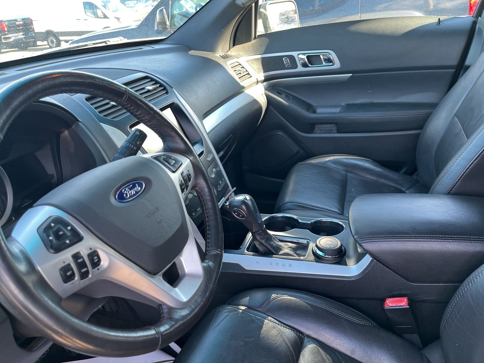 Thumbnail: 2014 Ford Explorer - 26