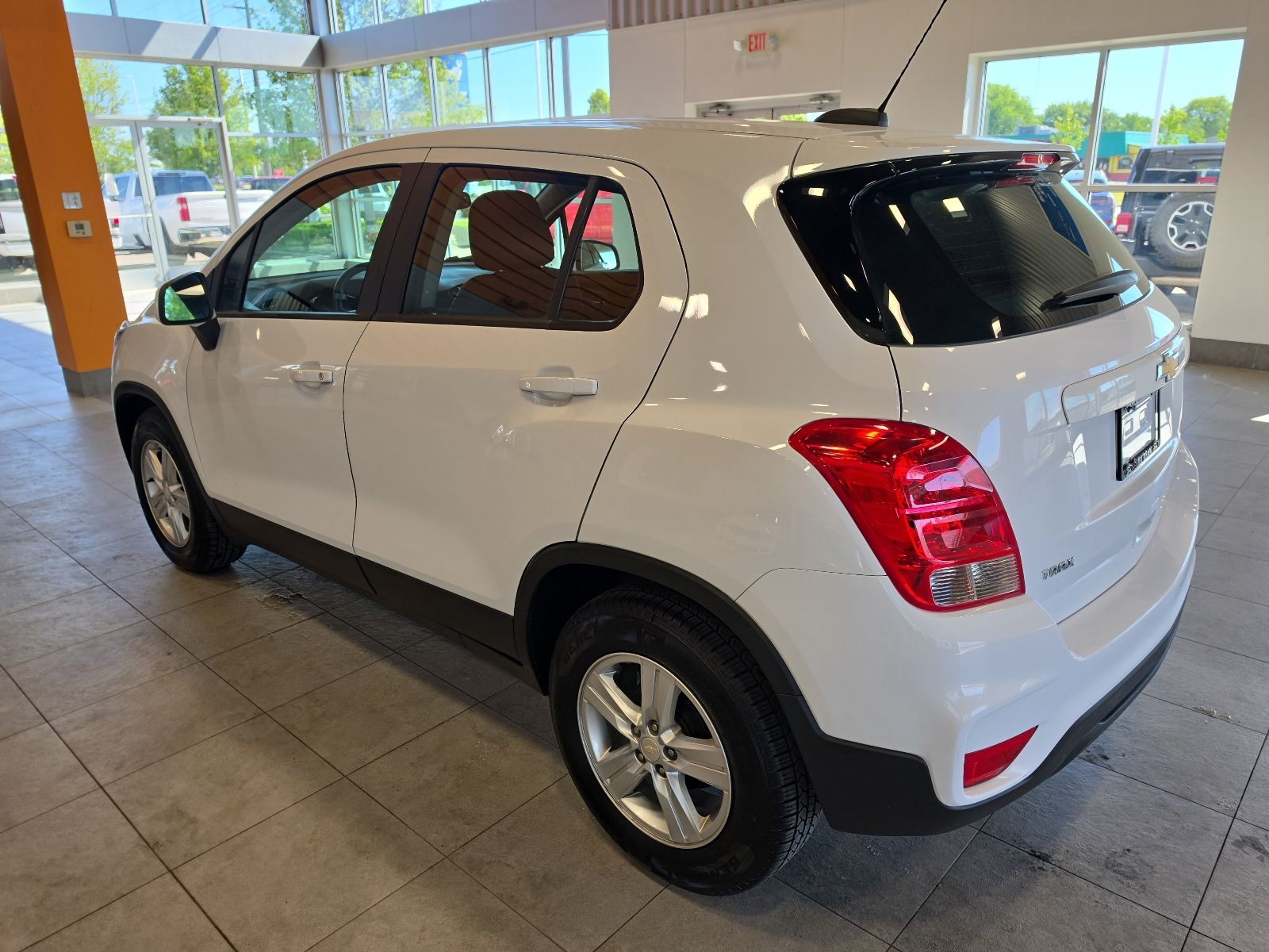Thumbnail: 2019 Chevrolet Trax - 11