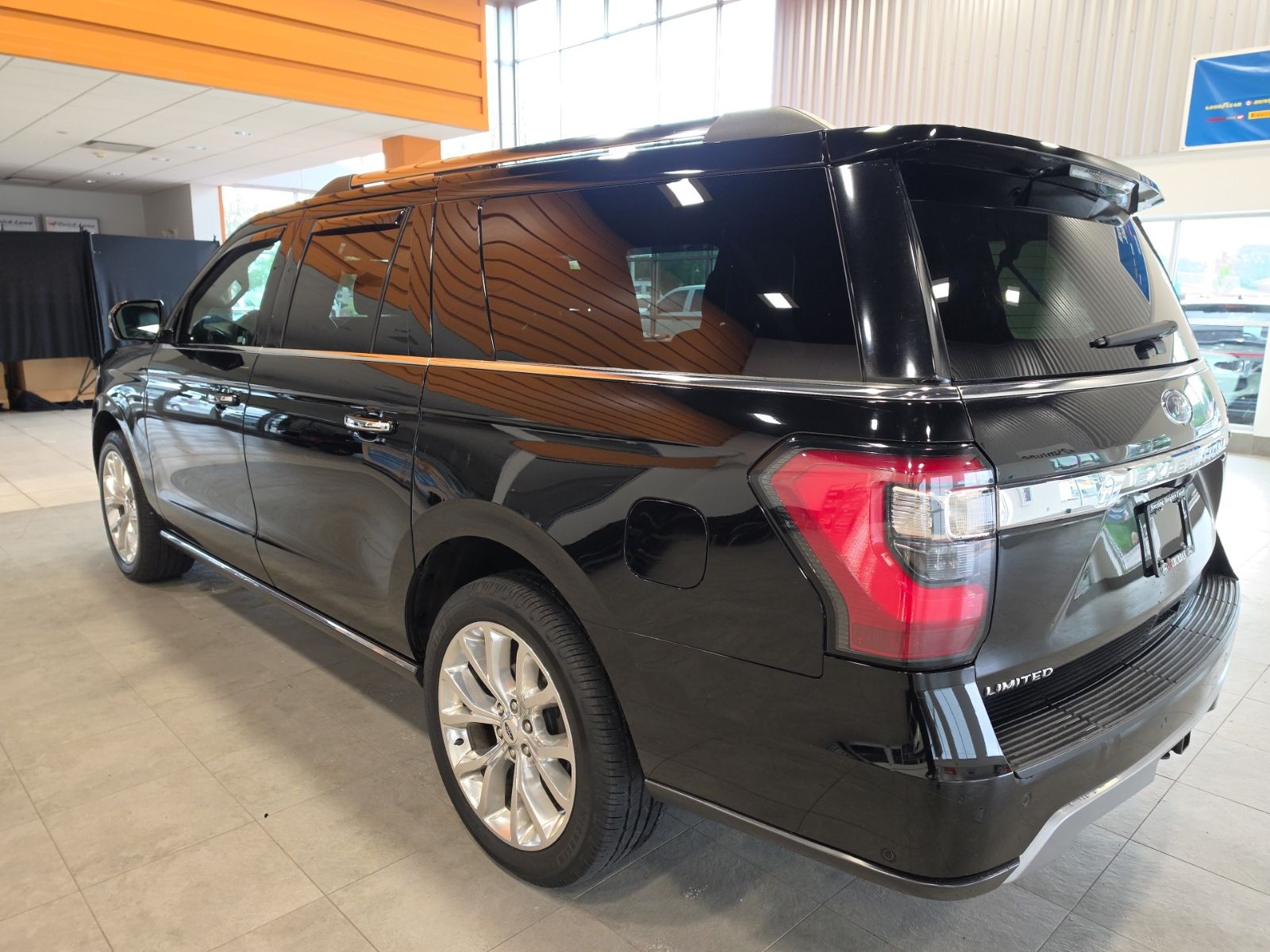Thumbnail: 2018 Ford Expedition MAX - 10