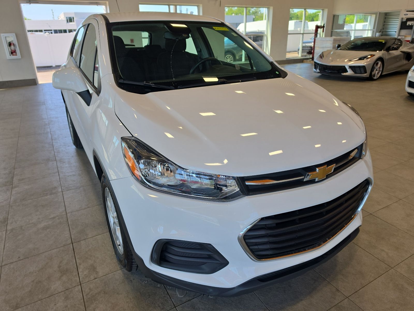 Thumbnail: 2019 Chevrolet Trax - 4