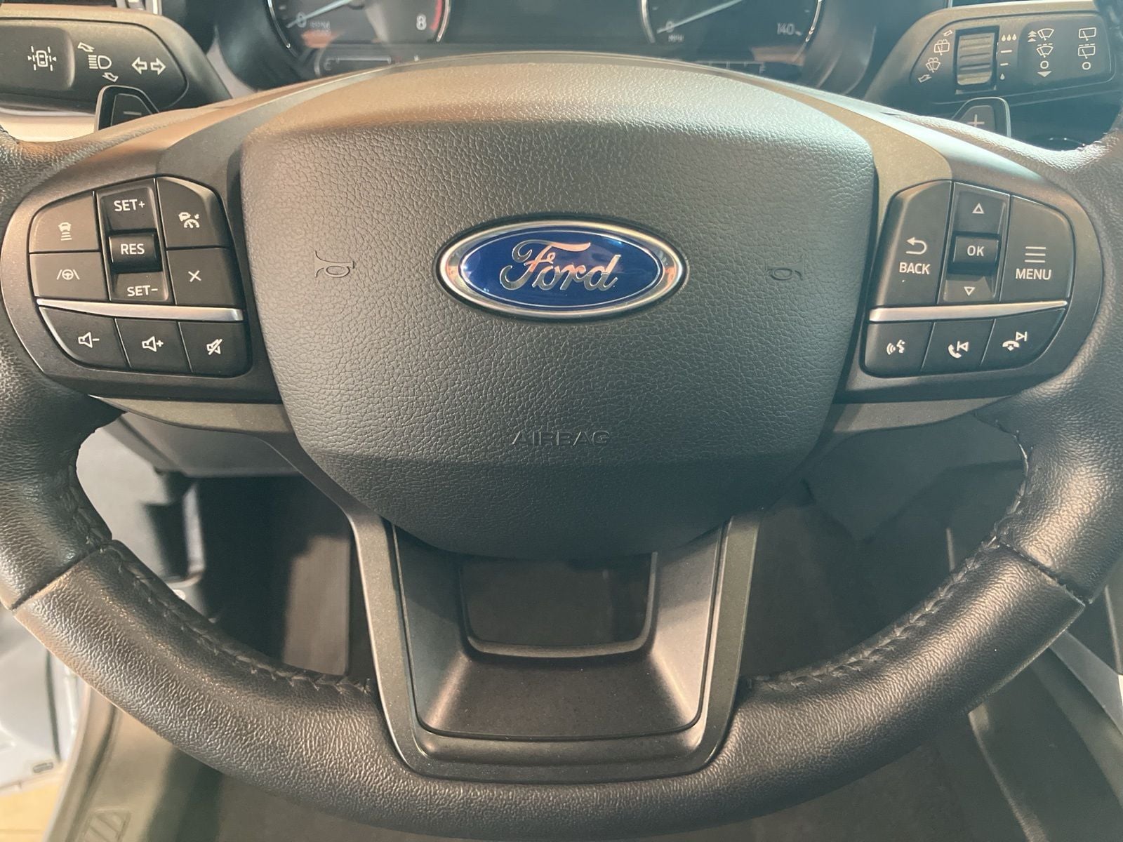 Thumbnail: 2020 Ford Explorer - 17