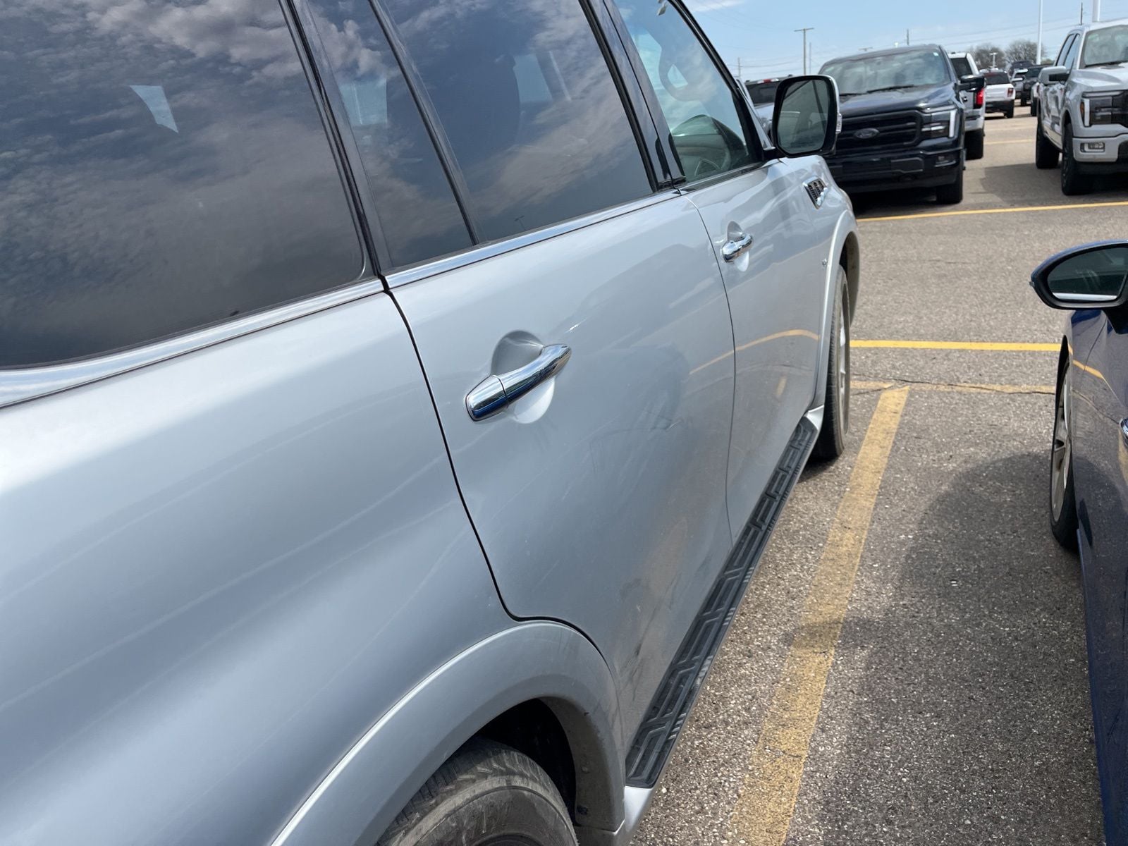 Thumbnail: 2014 INFINITI QX80 - 13