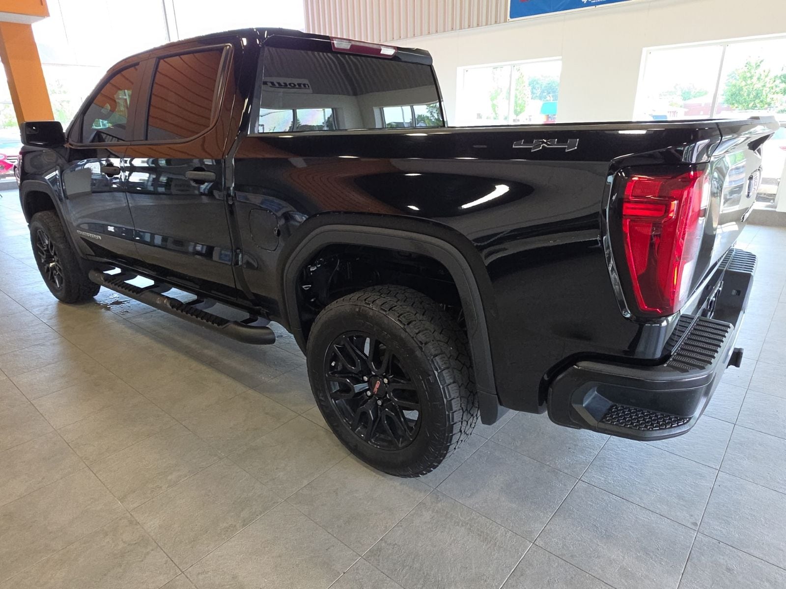 Thumbnail: 2020 GMC Sierra 1500 - 12