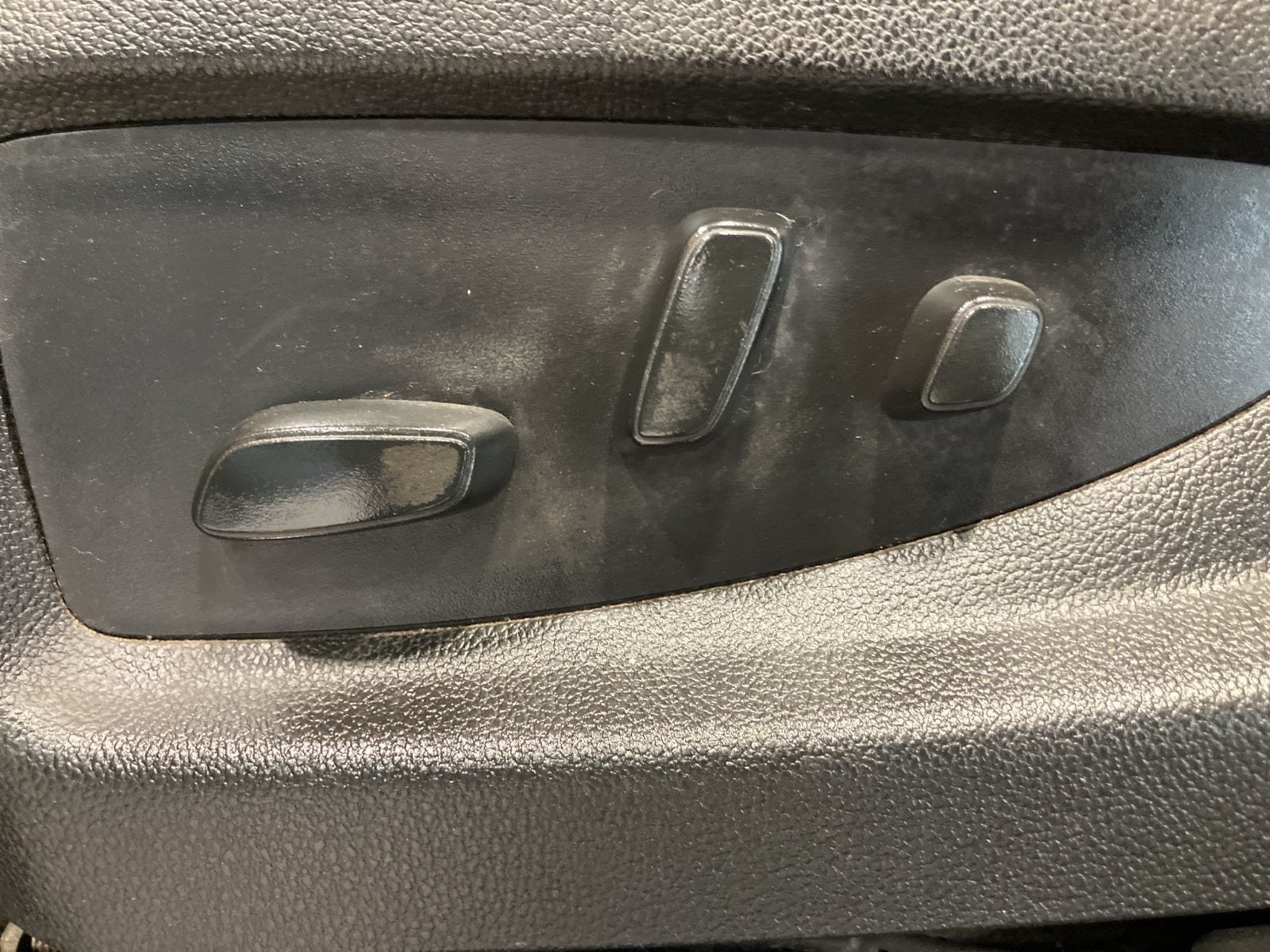 Thumbnail: 2018 Chevrolet Silverado 1500 - 11