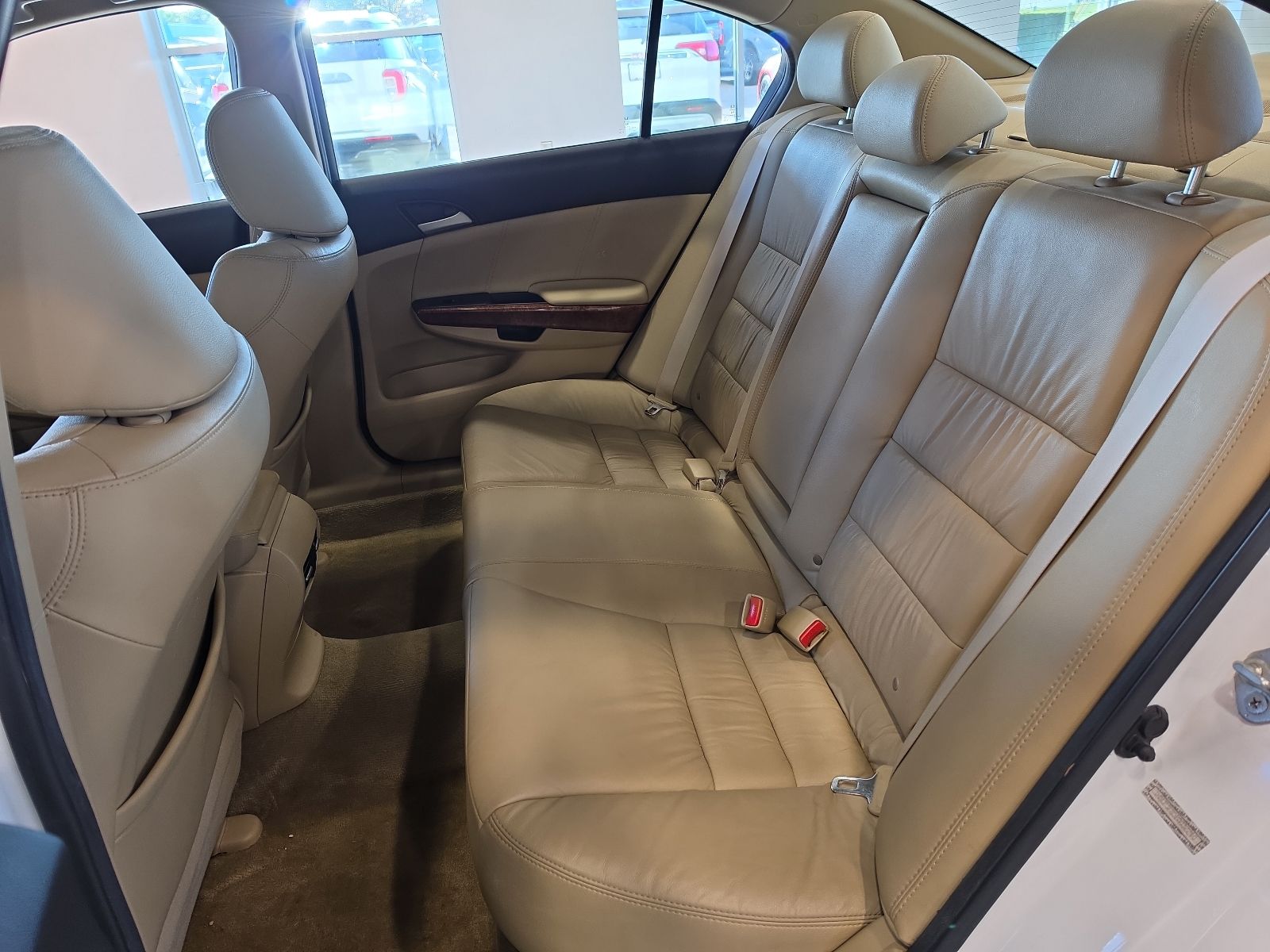 Thumbnail: 2011 Honda Accord - 31