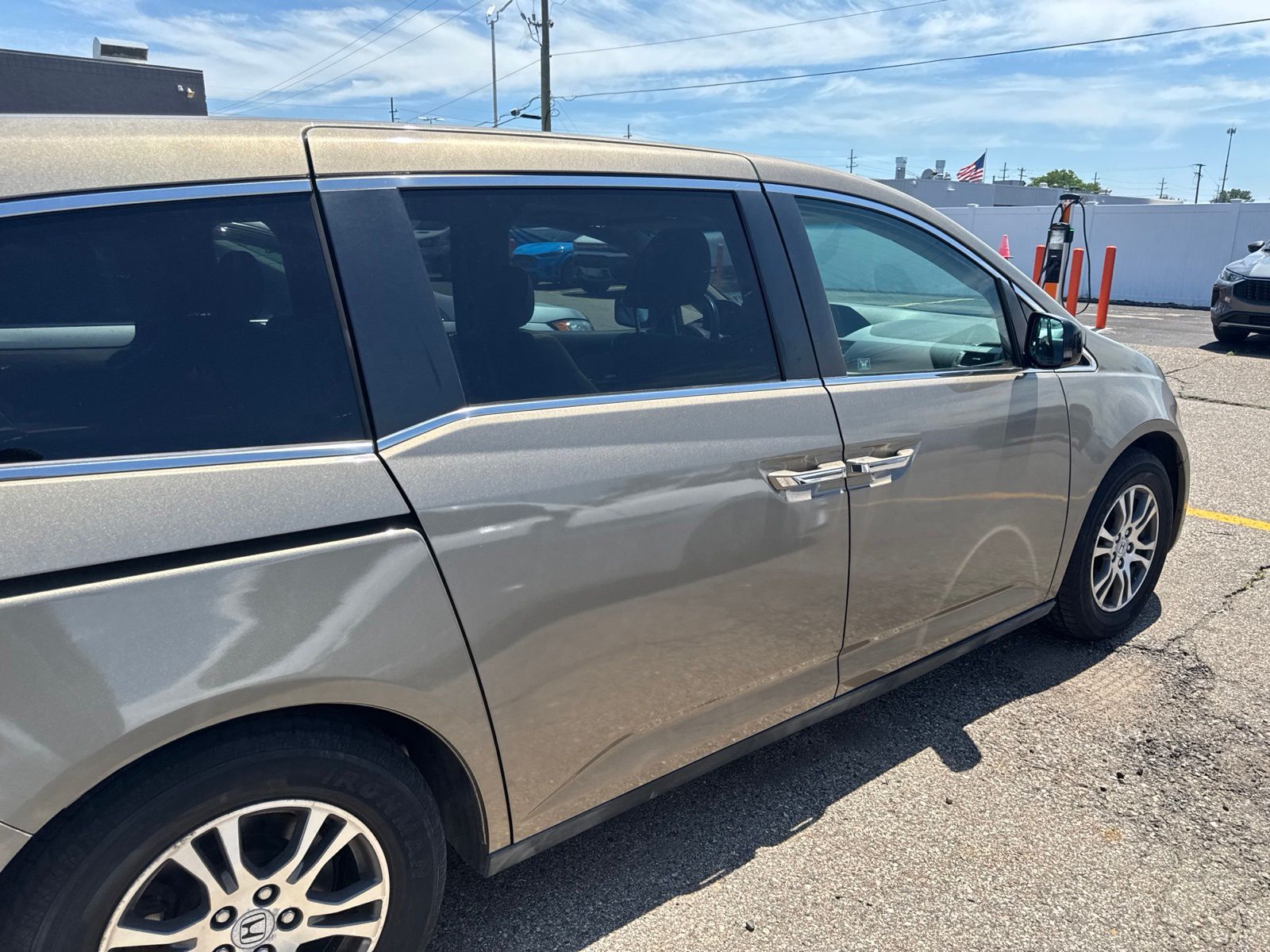 Thumbnail: 2011 Honda Odyssey - 12