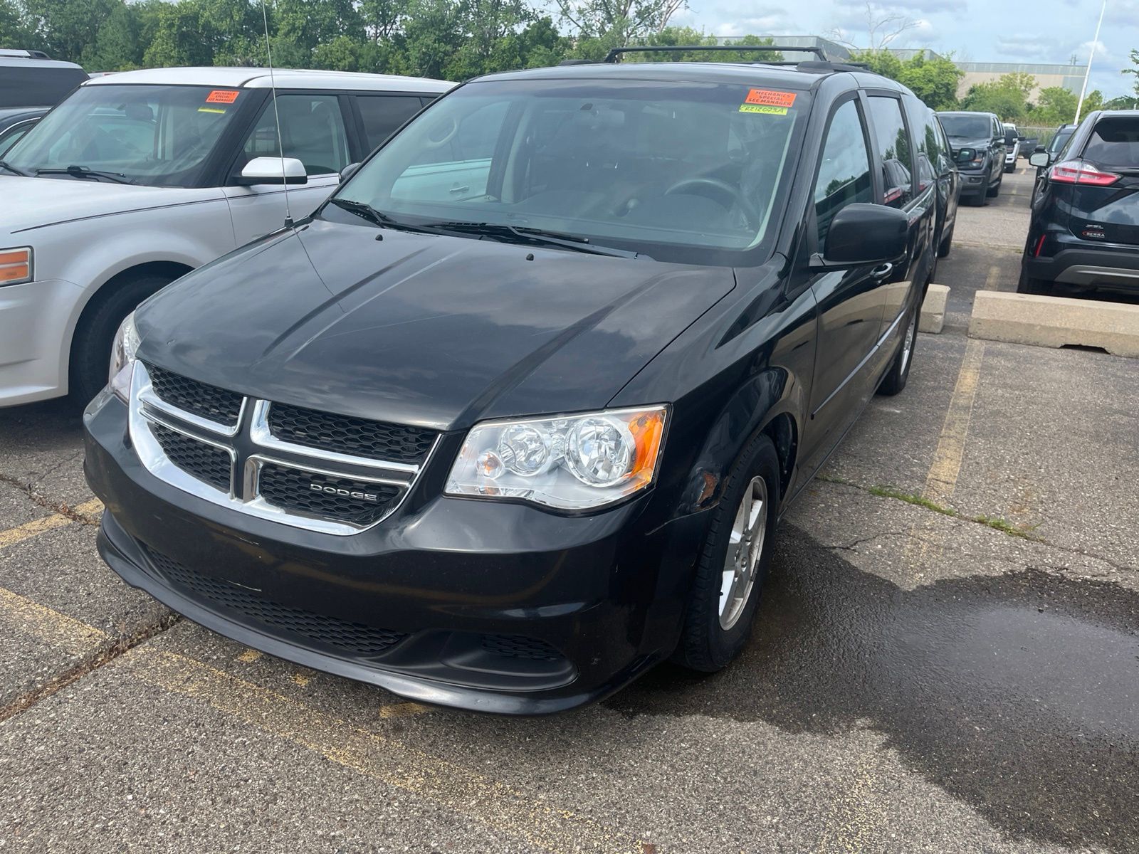 Thumbnail: 2012 Dodge Grand Caravan - 3