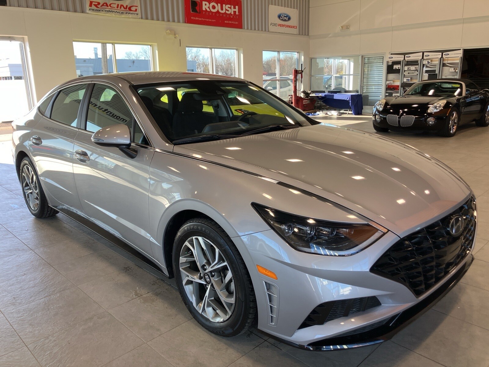 2023 Hyundai Sonata SEL photo 3