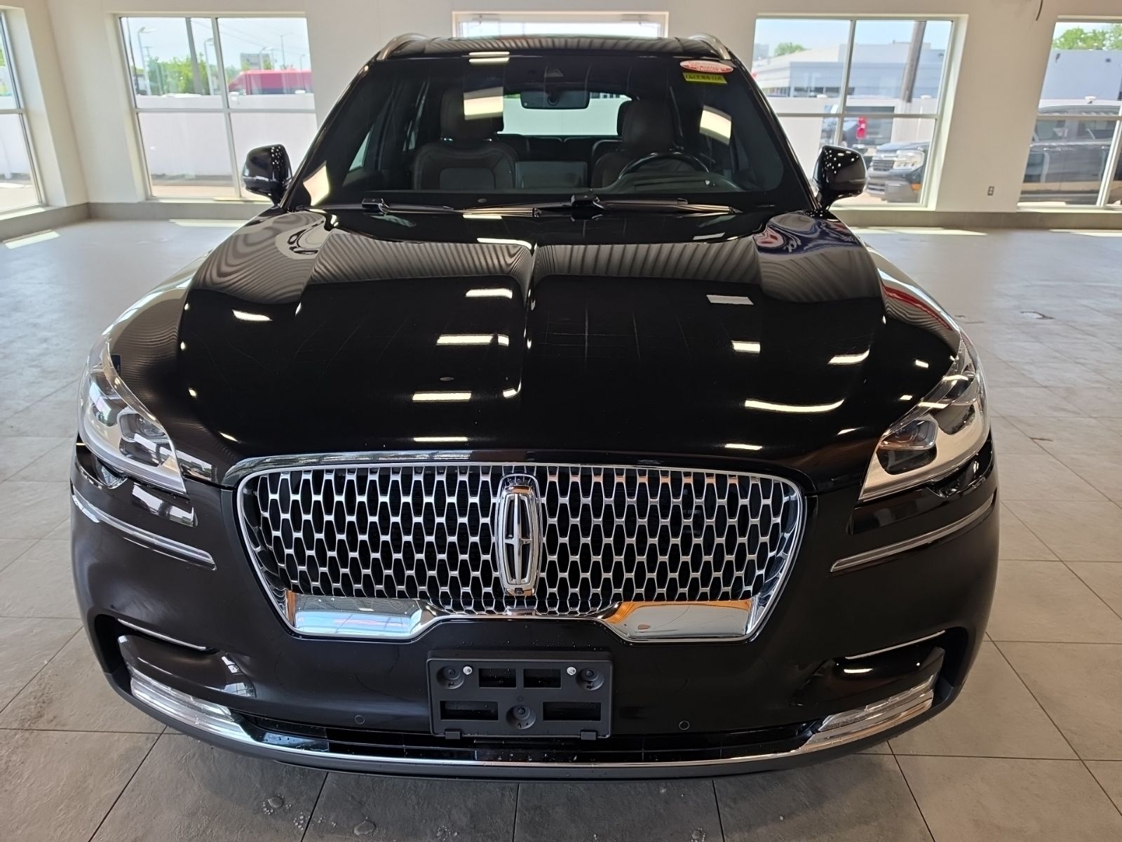 Thumbnail: 2020 Lincoln Aviator - 3