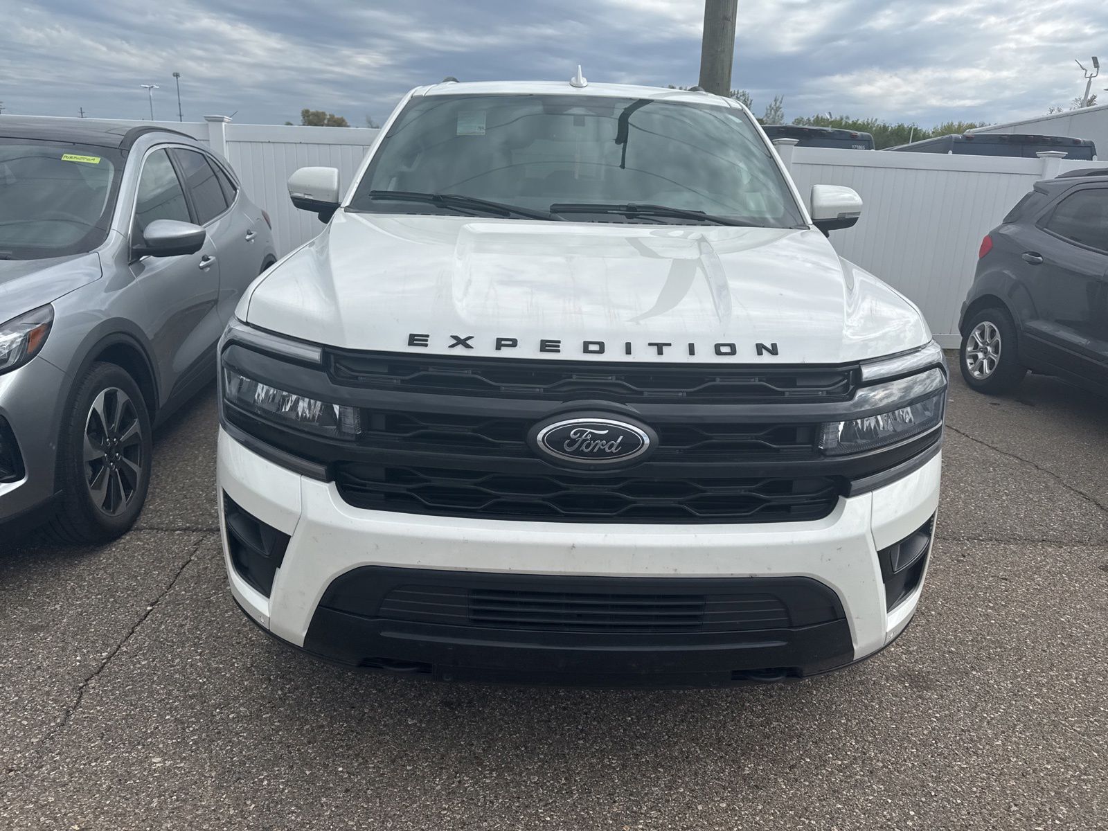 Thumbnail: 2023 Ford Expedition - 17
