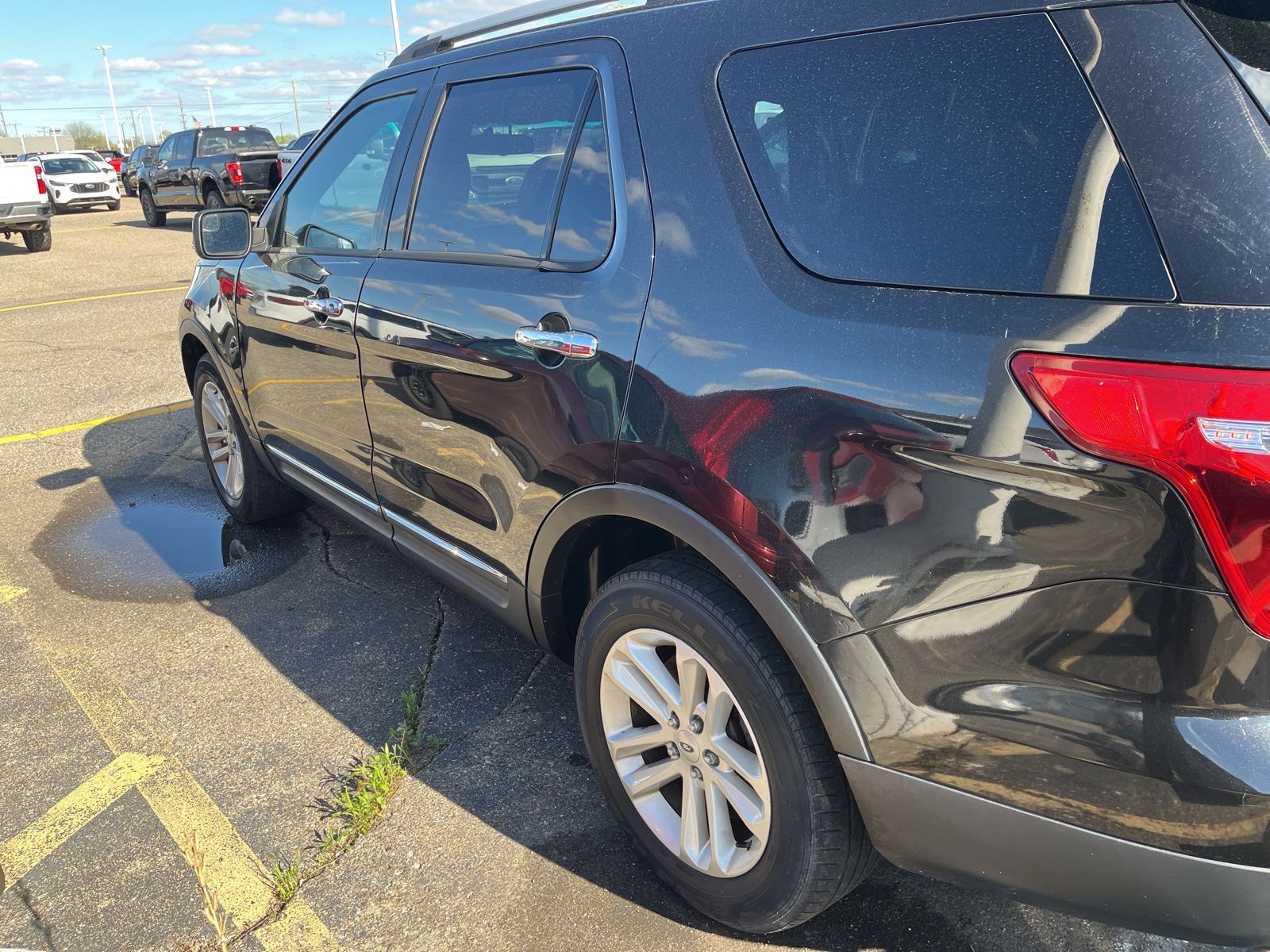 Thumbnail: 2014 Ford Explorer - 11