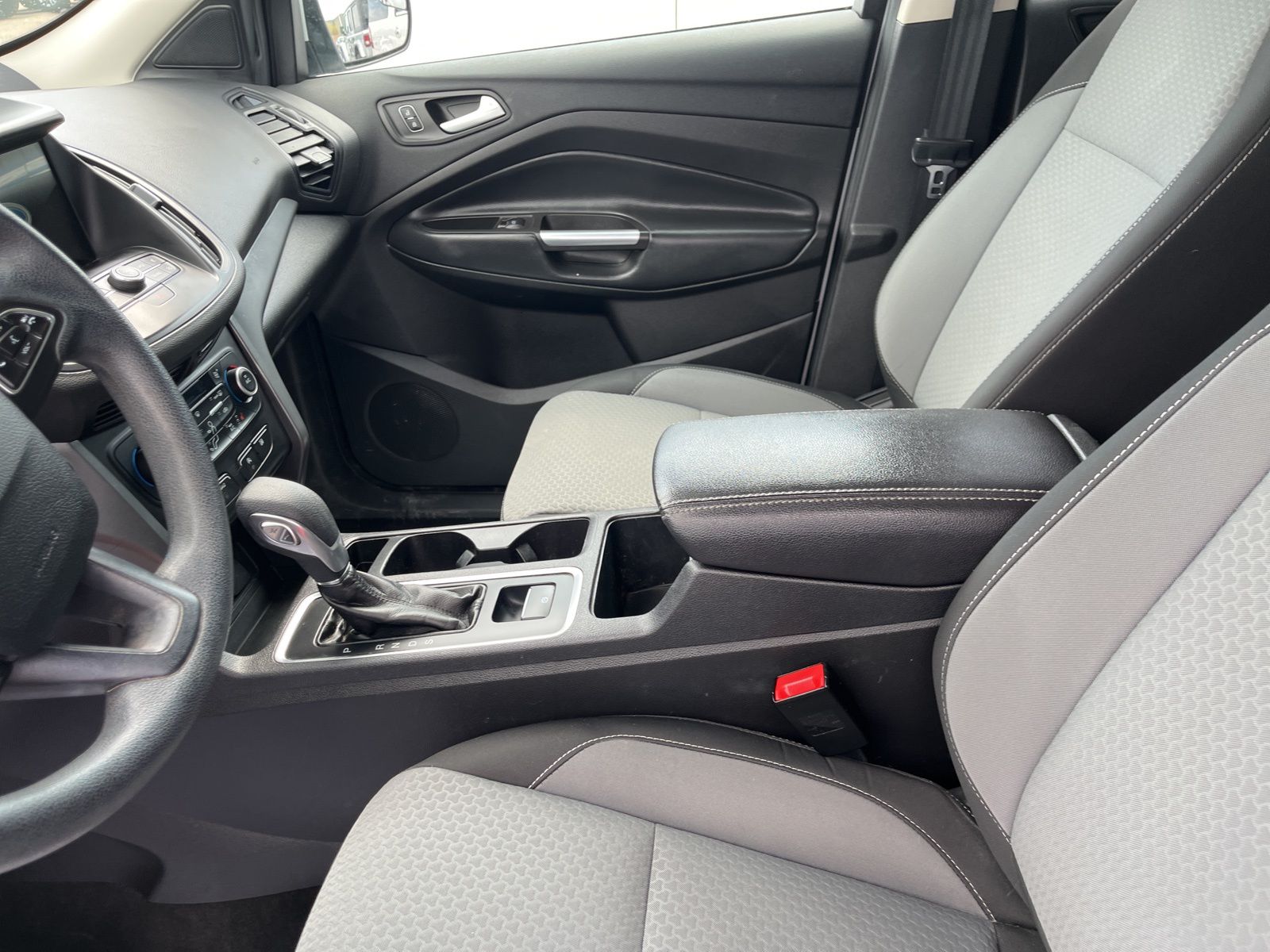 Thumbnail: 2019 Ford Escape - 23