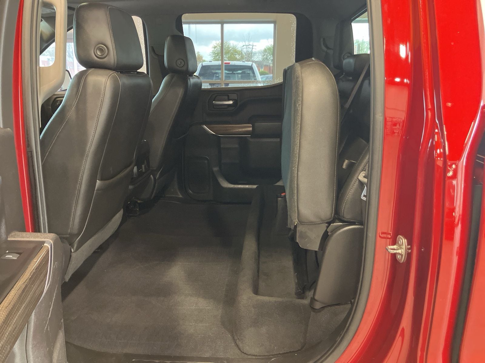 Thumbnail: 2019 Chevrolet Silverado 1500 - 26