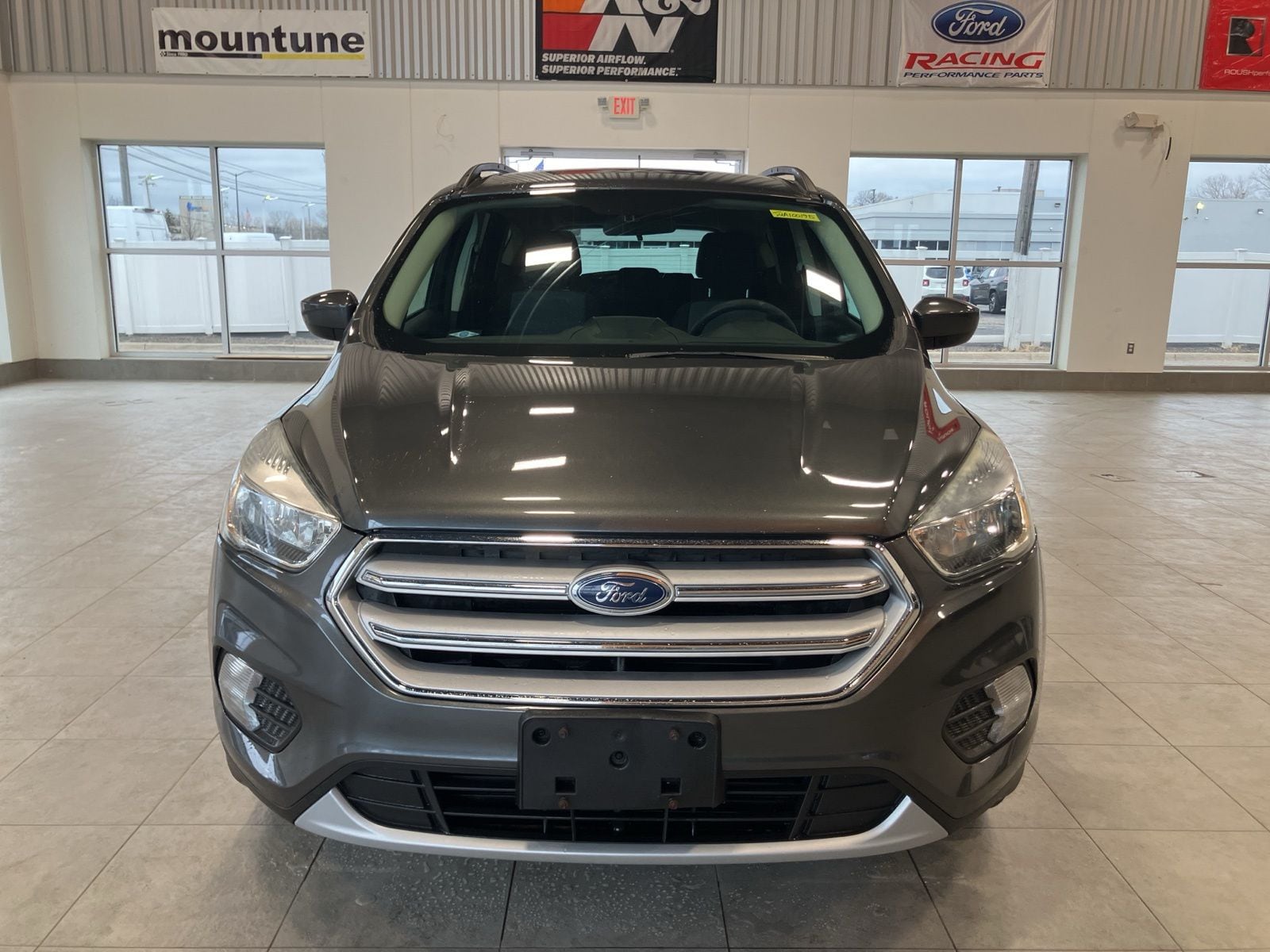 Used 2018 Ford Escape SE with VIN 1FMCU9GD8JUA10019 for sale in Sterling Heights, MI