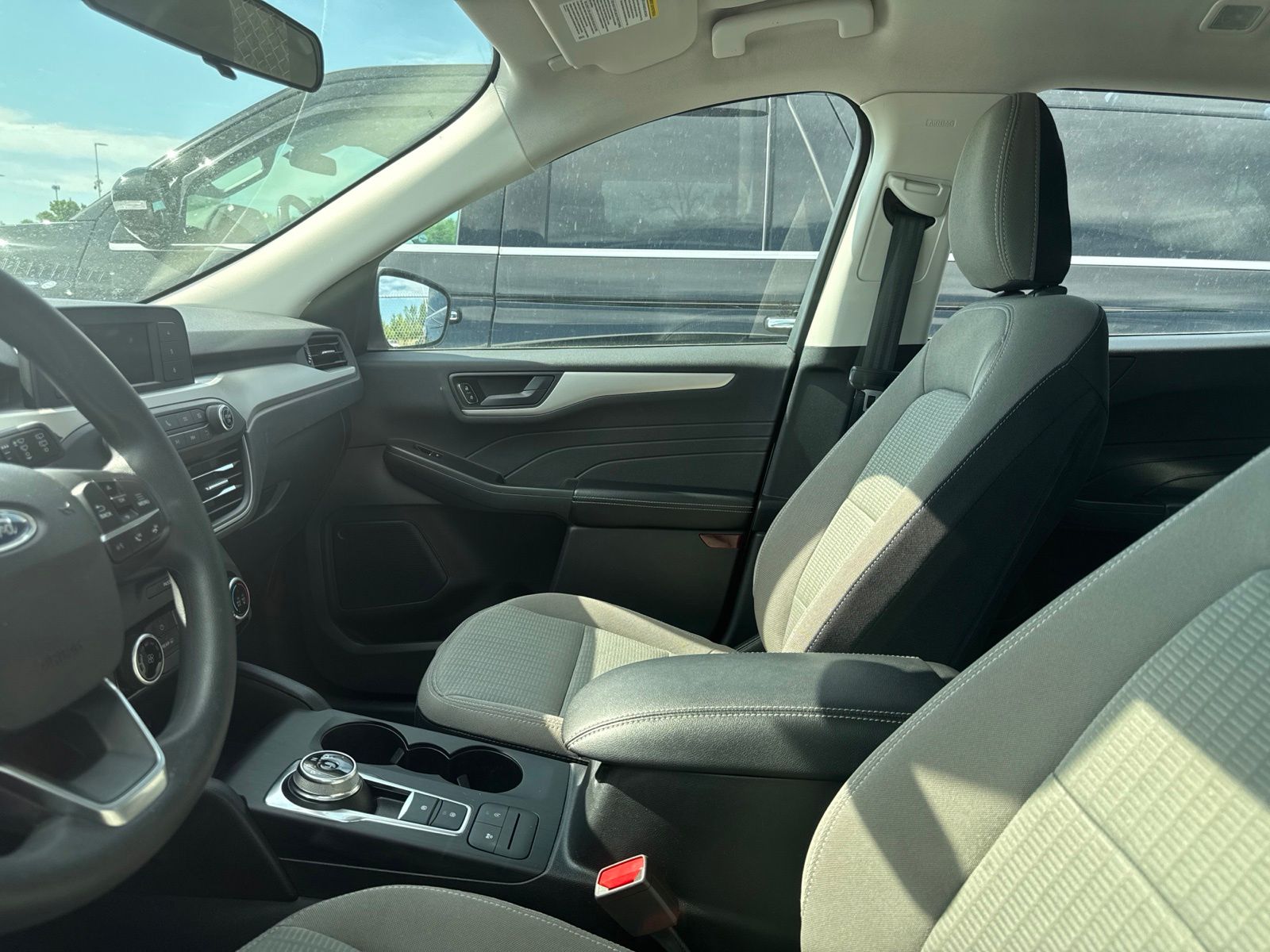 Thumbnail: 2022 Ford Escape - 31