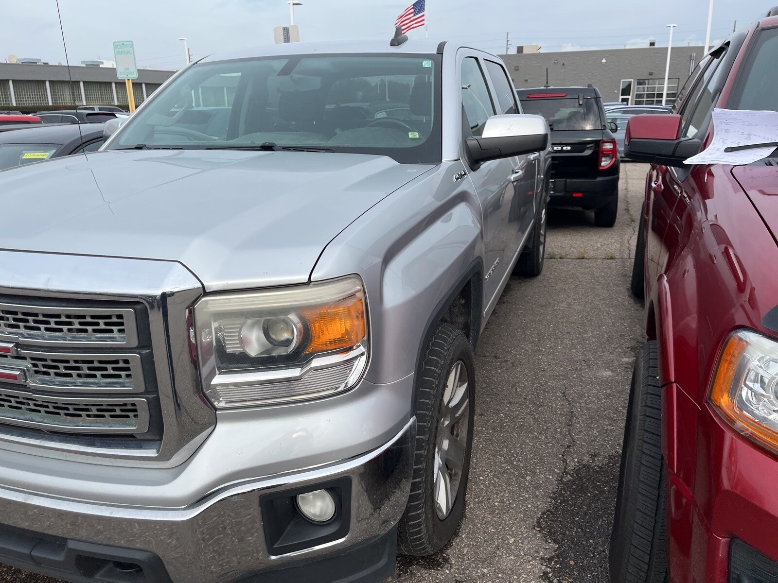 2015 Gmc Sierra 1500 SLE photo 3