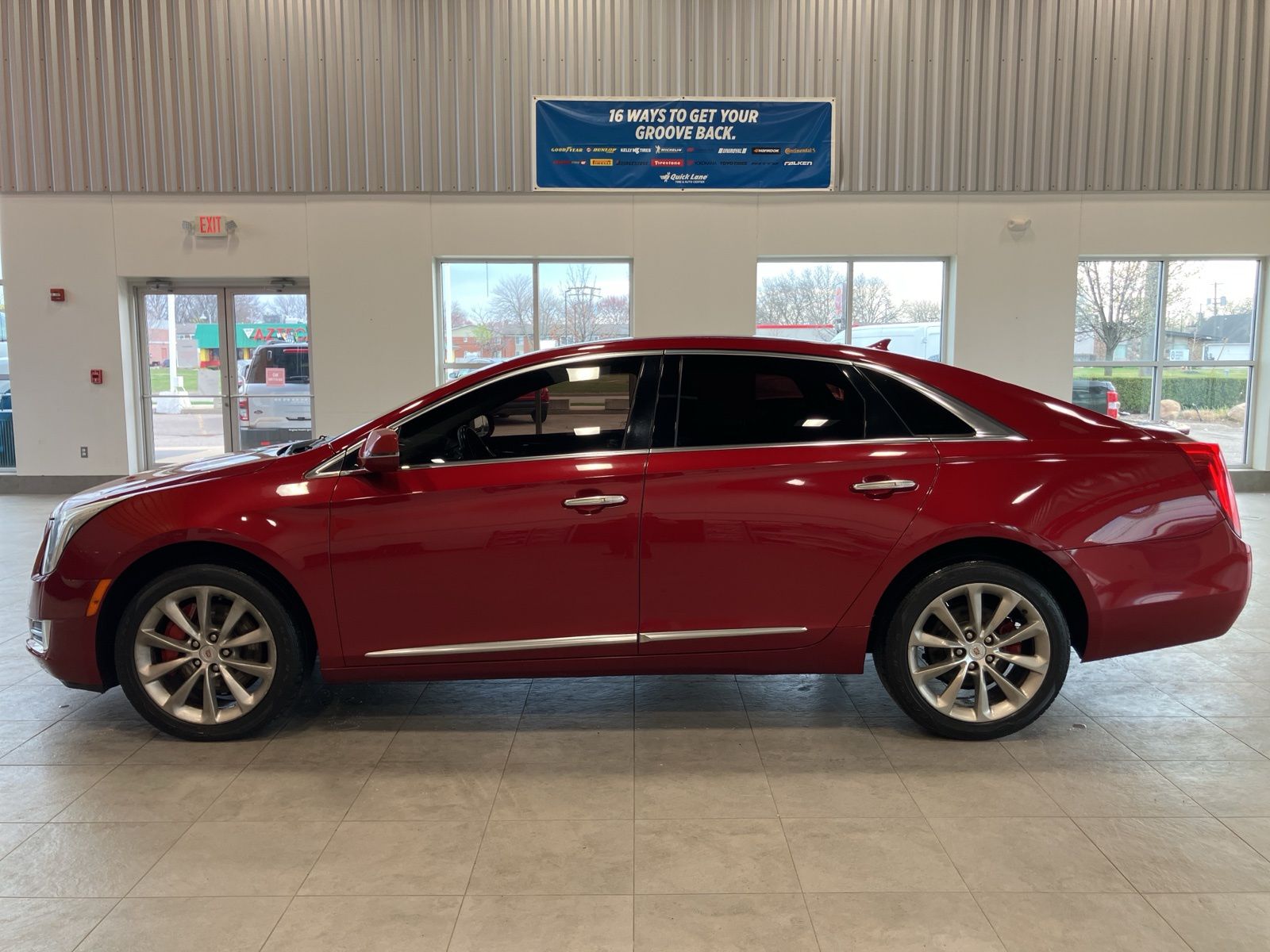 Thumbnail: 2013 Cadillac XTS - 8