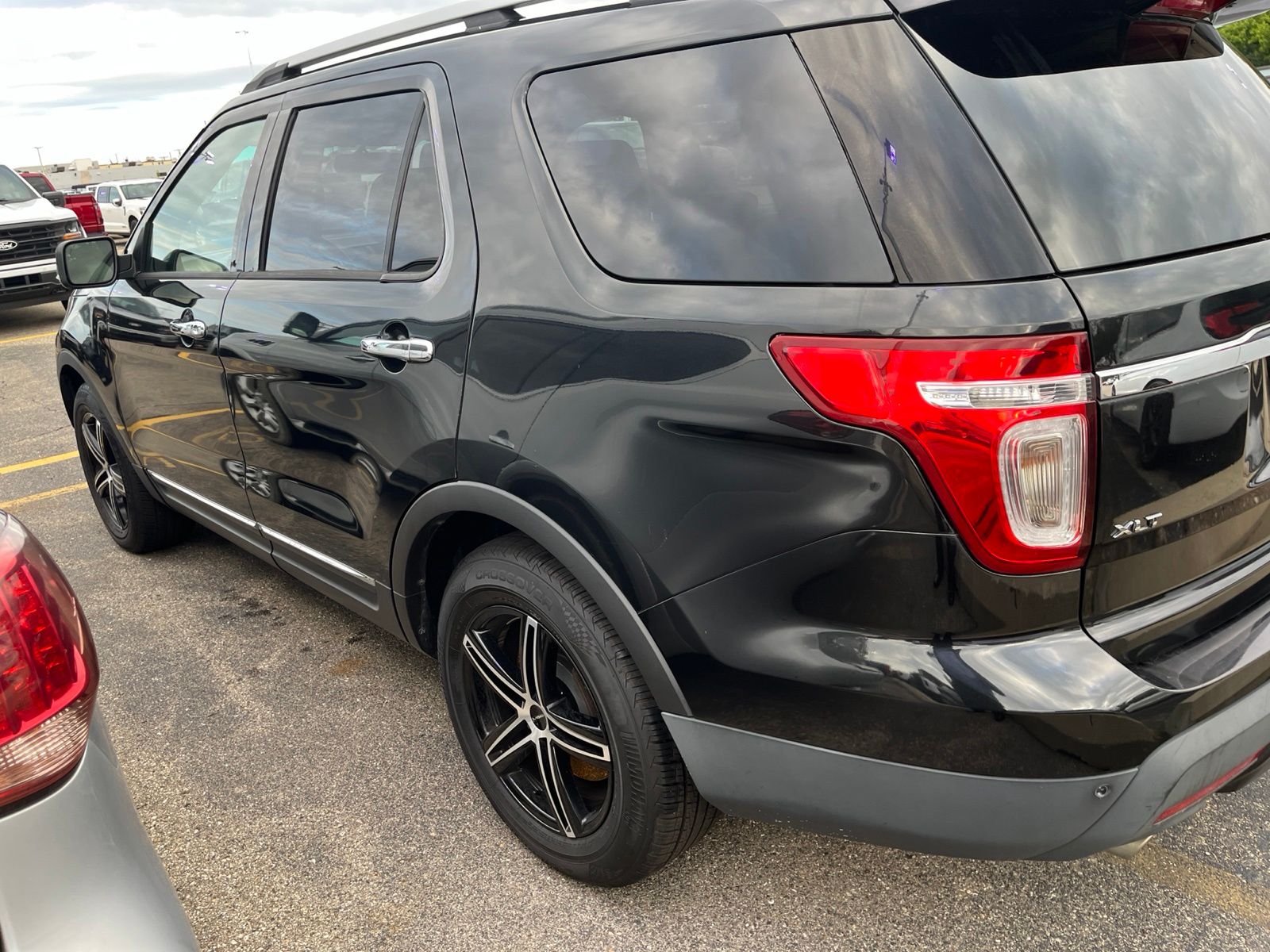 Thumbnail: 2015 Ford Explorer - 11