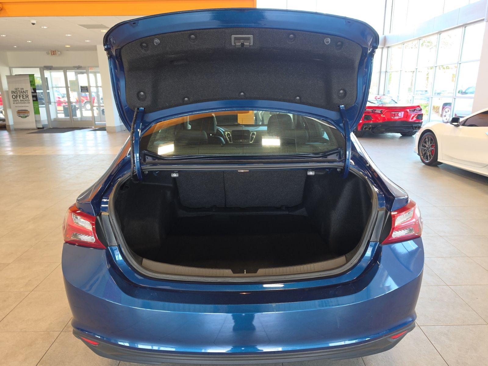 Thumbnail: 2019 Chevrolet Malibu - 30