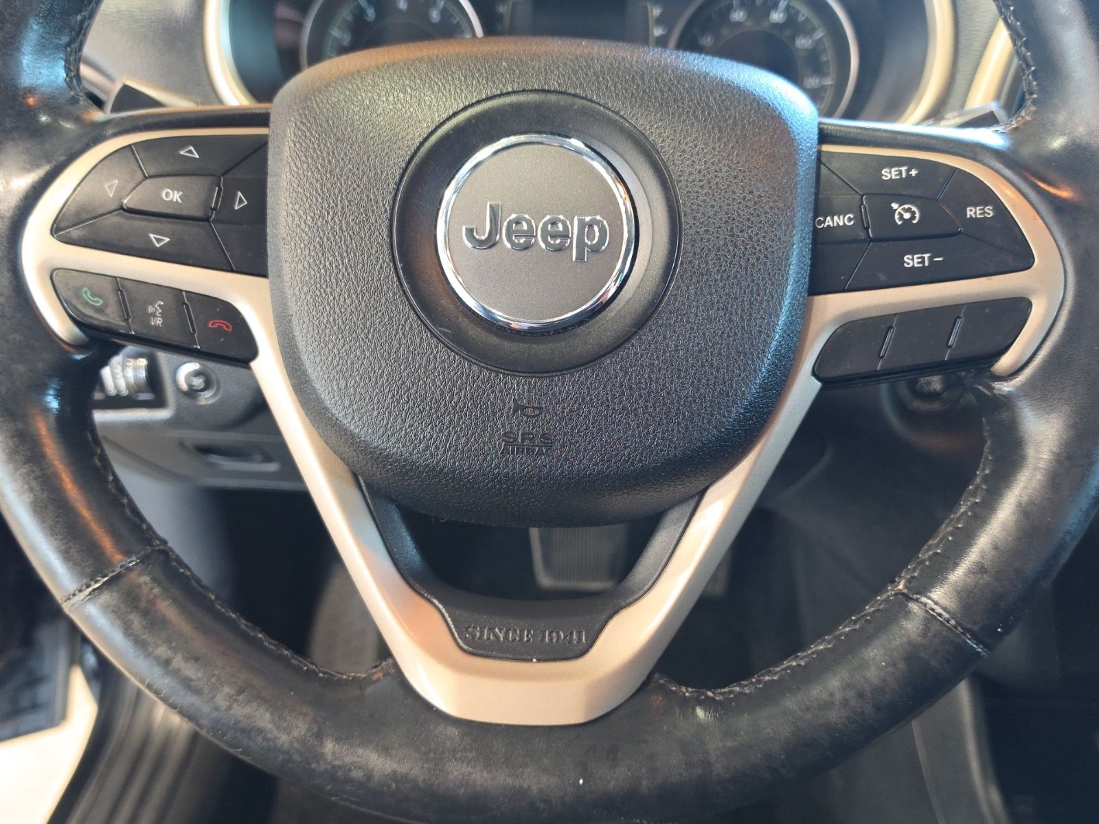 Thumbnail: 2014 Jeep Cherokee - 18