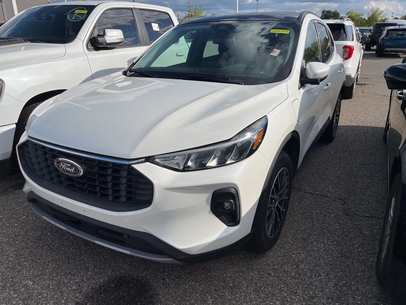 2025 Ford Escape Plug-In Hybrid Base photo 2