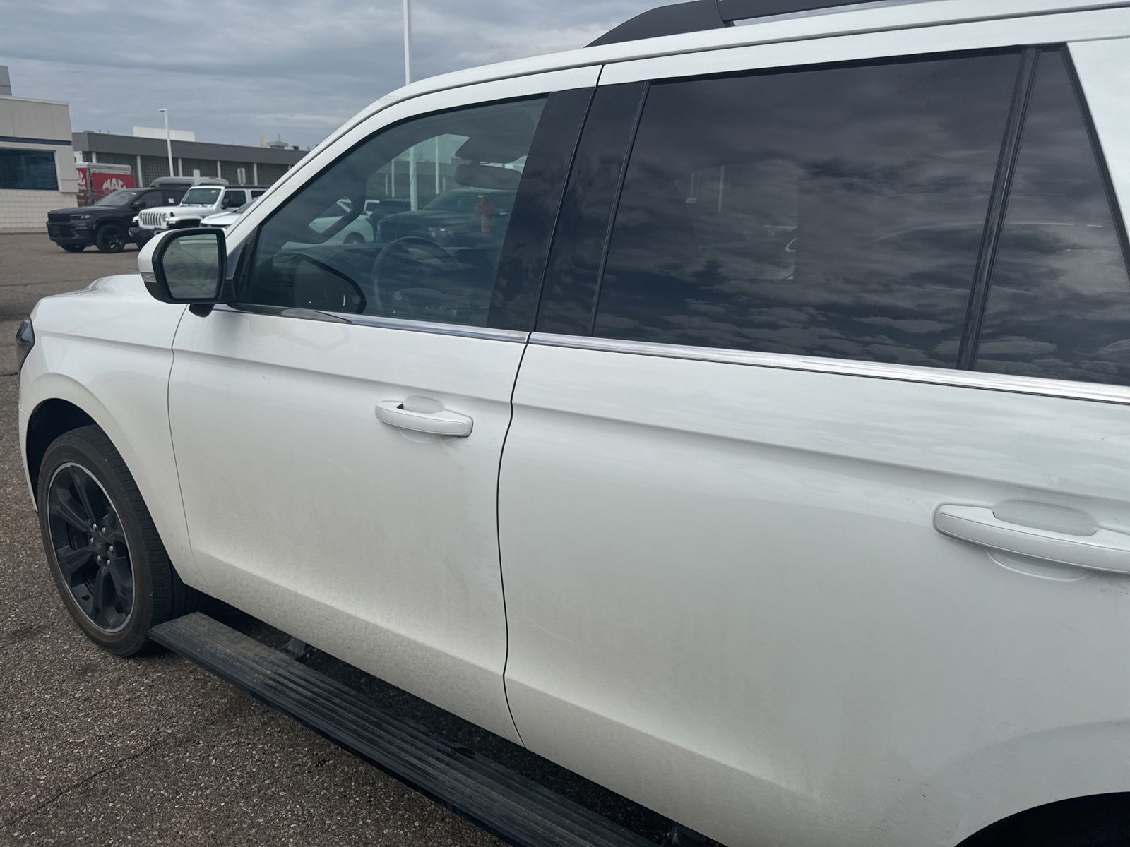 Thumbnail: 2023 Ford Expedition - 11