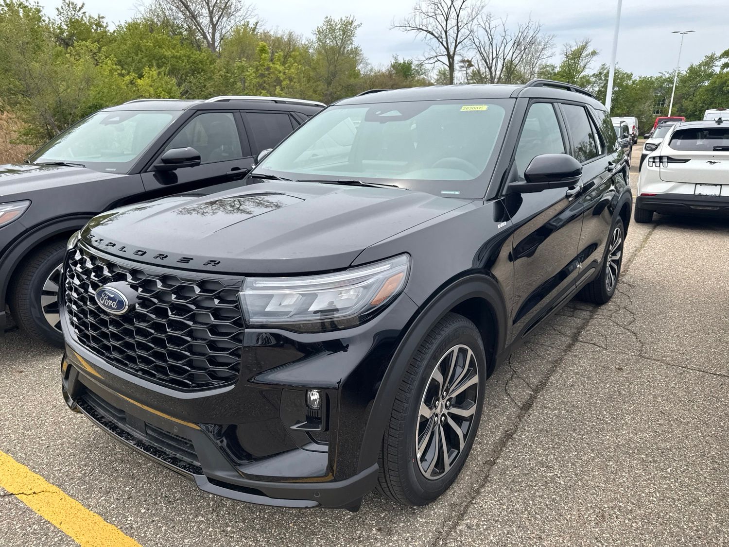 Thumbnail: 2026 Ford Explorer - 17