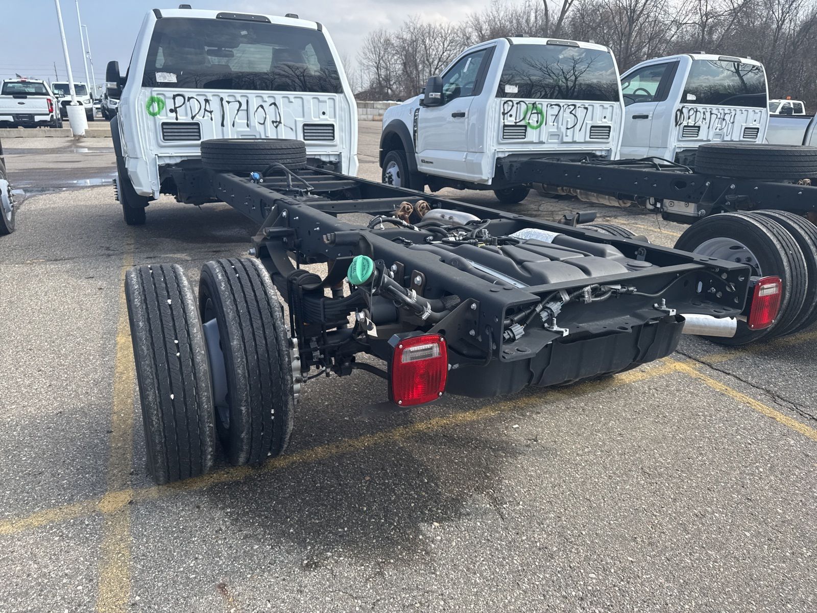 Thumbnail: 2023 Ford F-450 - 25