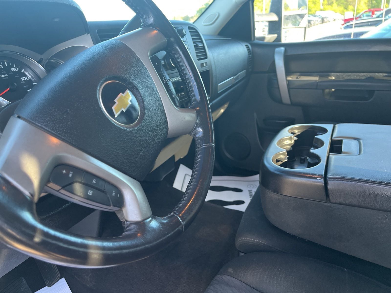 Thumbnail: 2010 Chevrolet Silverado 1500 - 24
