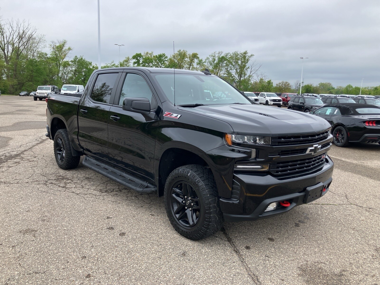 2021 Chevrolet Silverado 1500 LT Trail Boss photo 3