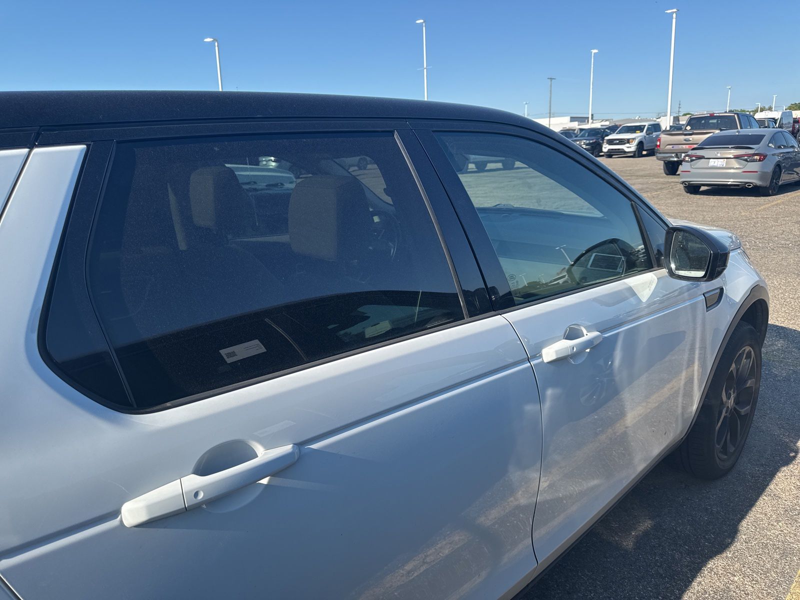 Thumbnail: 2019 Land Rover Discovery Sport - 22