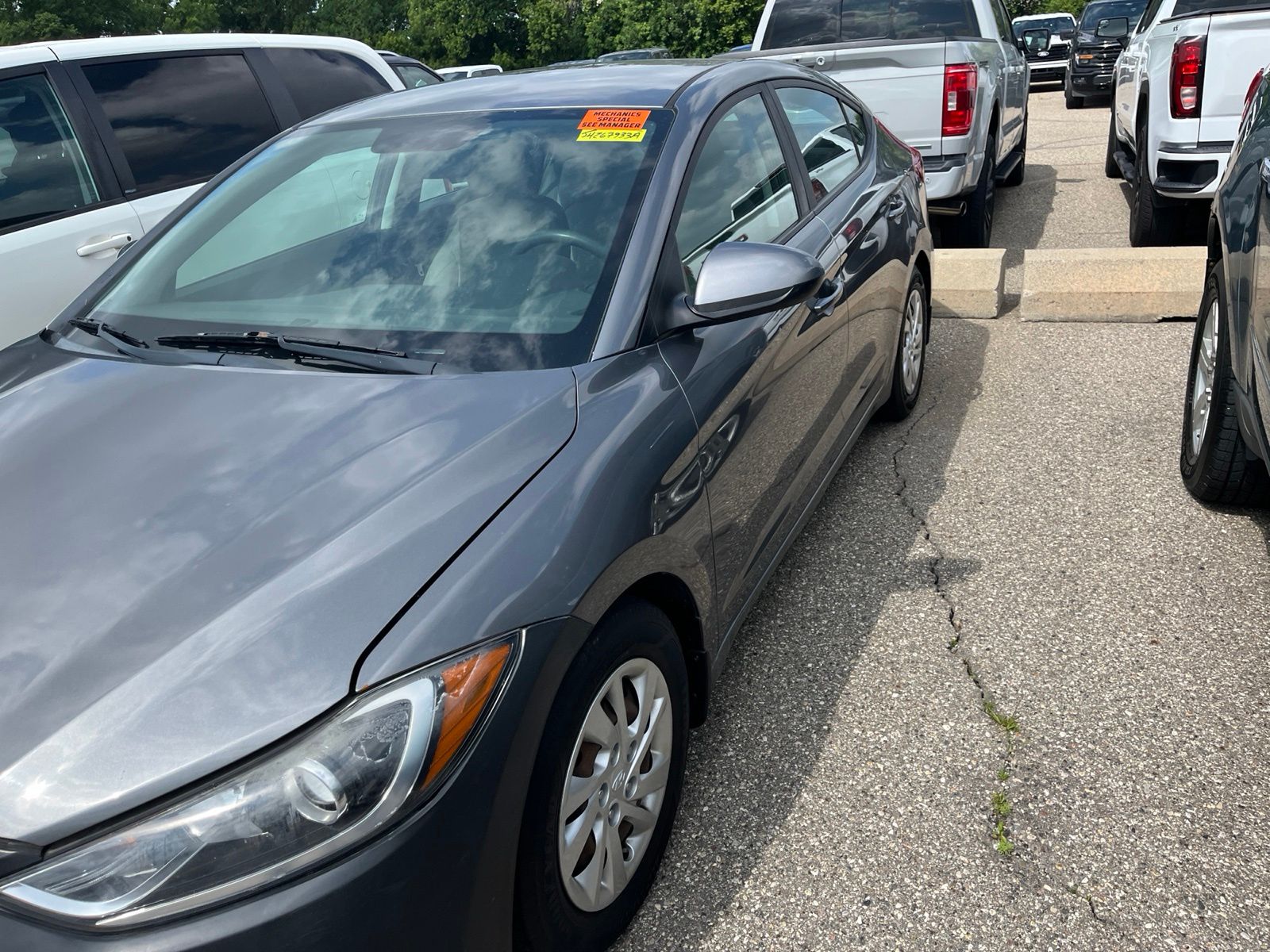 Thumbnail: 2018 Hyundai Elantra - 6