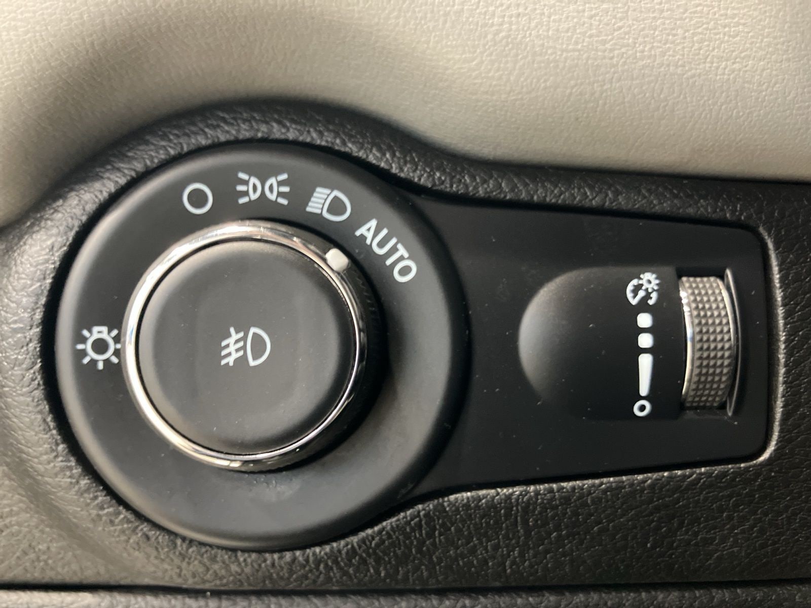 Thumbnail: 2024 Dodge Durango - 13