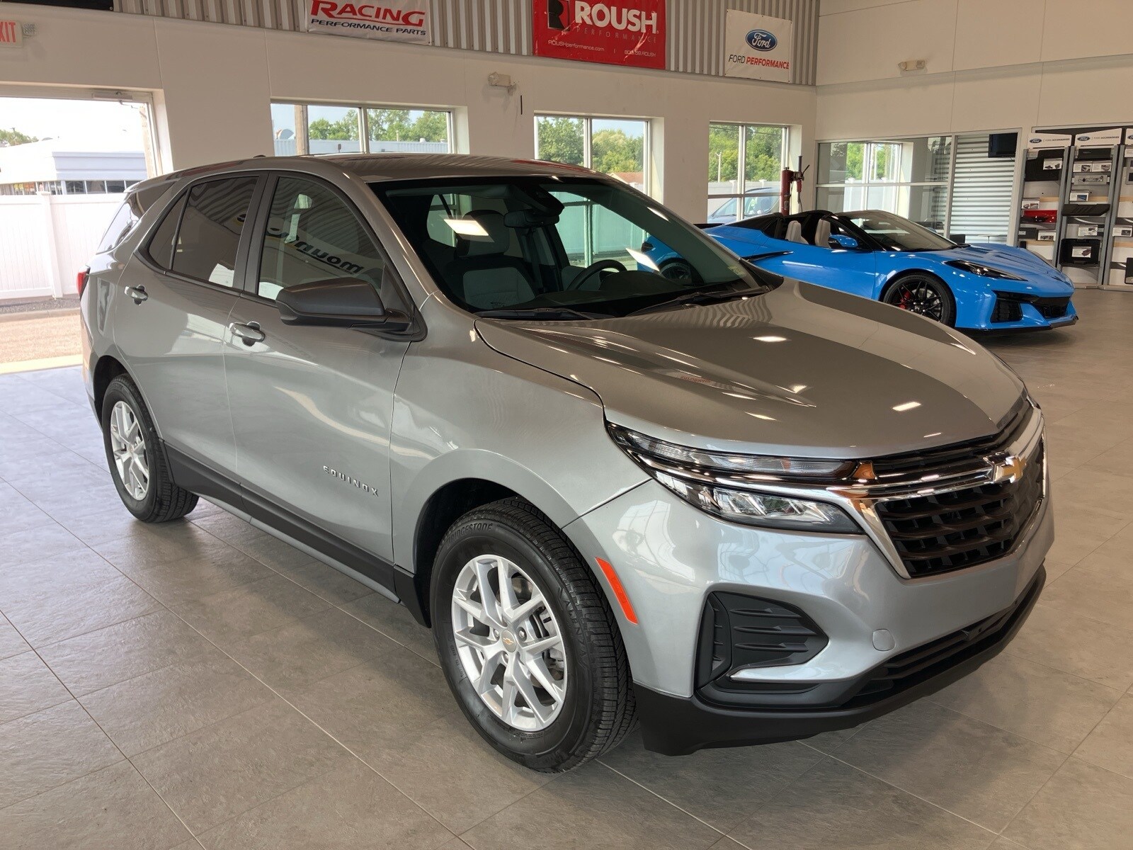 2024 Chevrolet Equinox LS photo 3