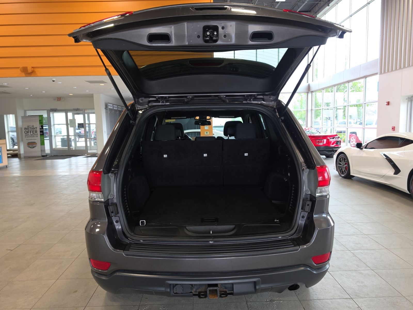 Thumbnail: 2014 Jeep Grand Cherokee - 27