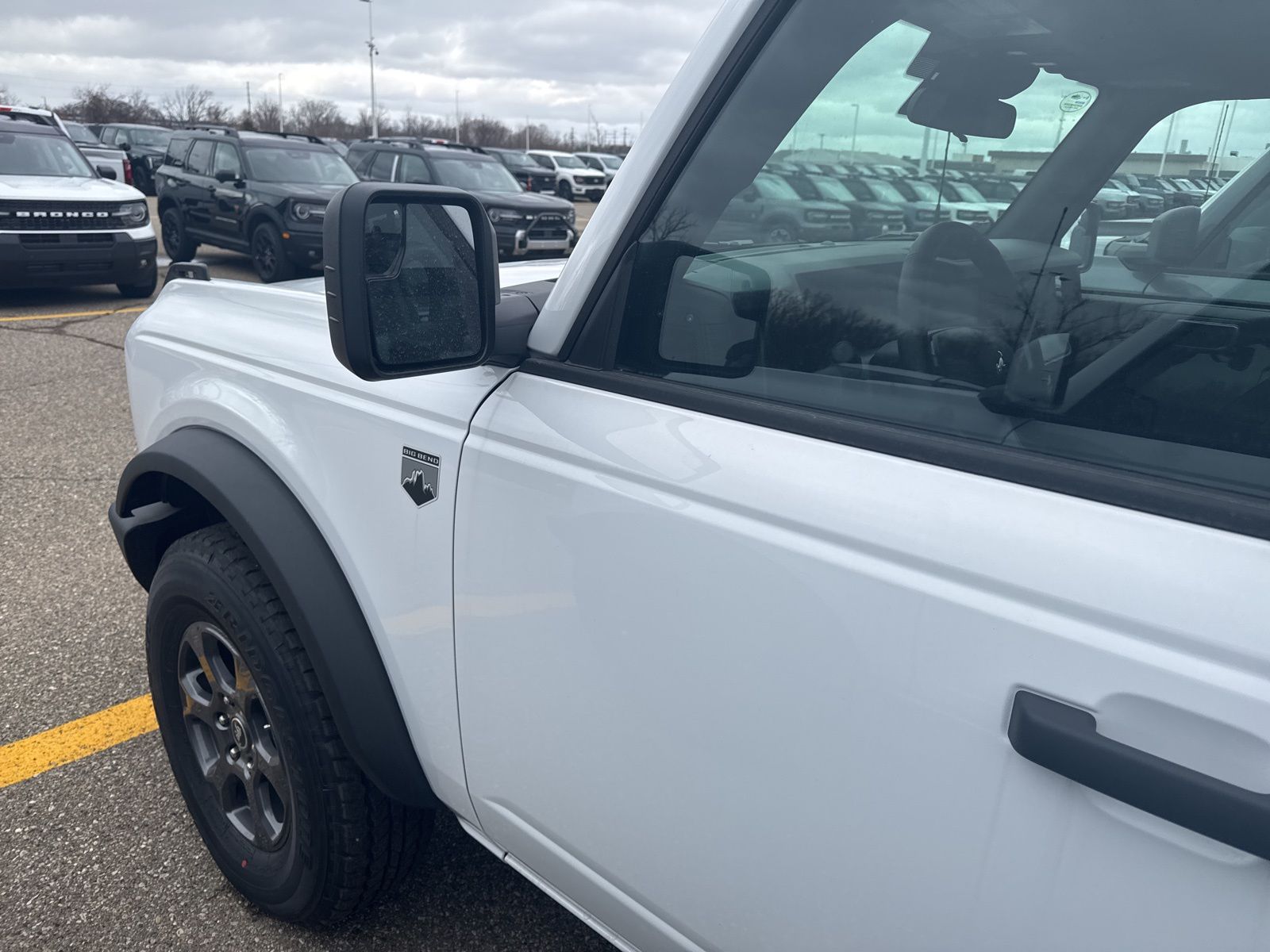 Thumbnail: 2025 Ford Bronco - 3