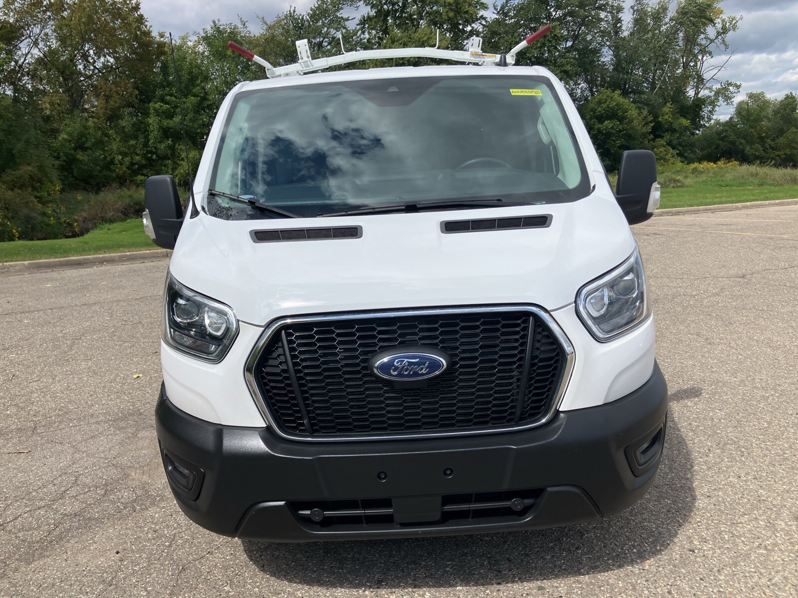 2022 Ford Transit photo 2