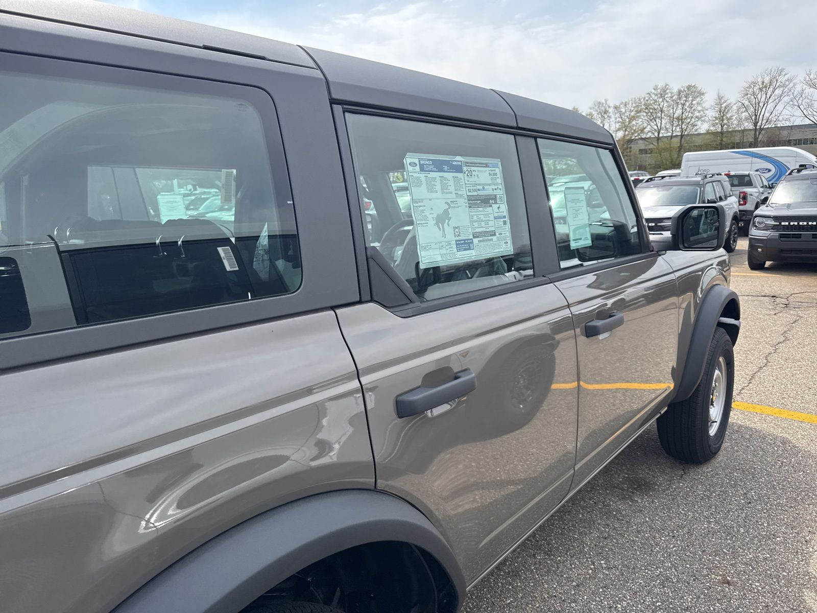 Thumbnail: 2026 Ford Bronco - 8