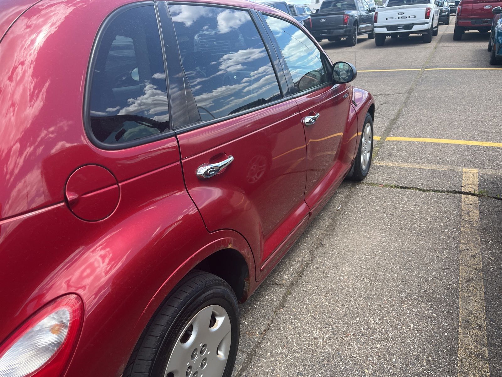 Thumbnail: 2006 Chrysler PT Cruiser - 14