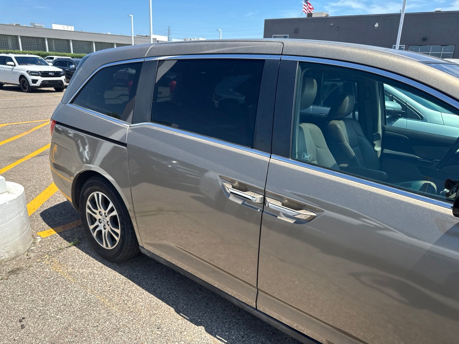 Thumbnail: 2011 Honda Odyssey - 7